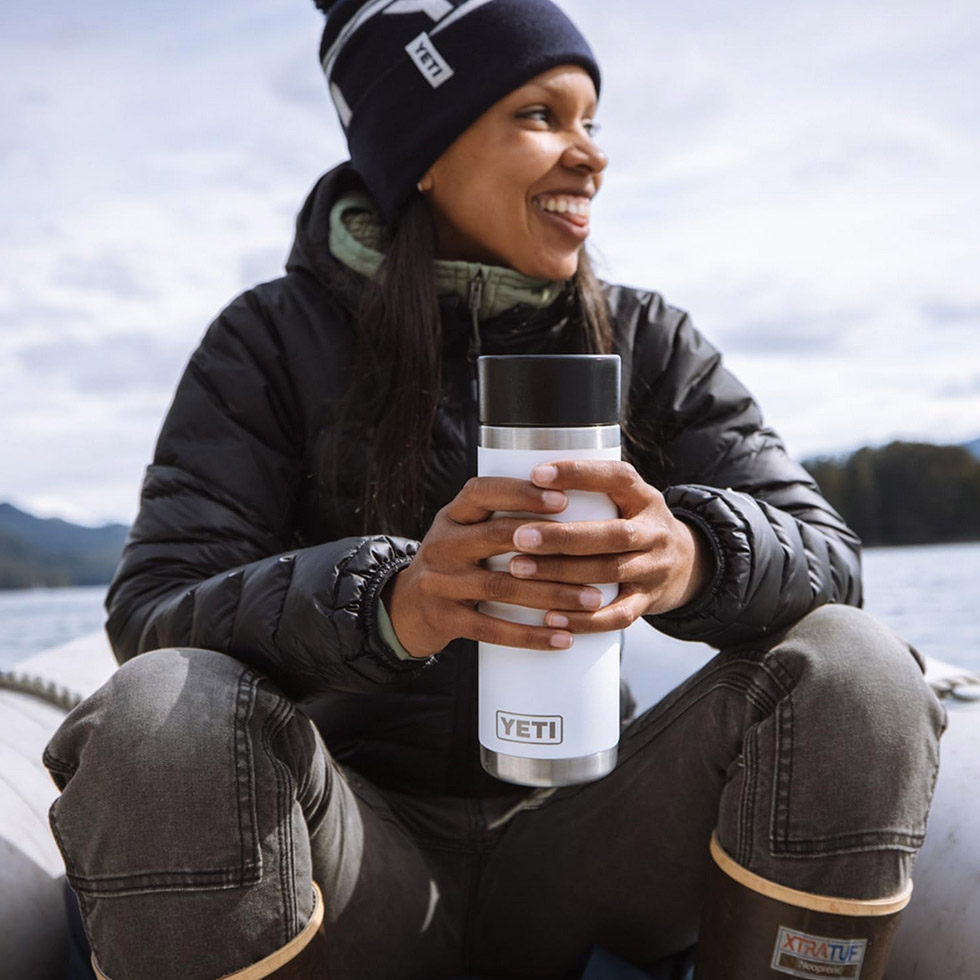 YETI Rambler Hotshot 18oz White - Image 4